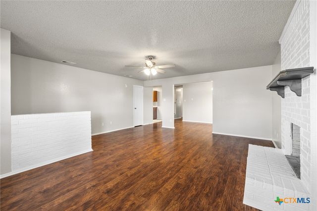 1712 Moonlight Drive, Killeen, TX 76543