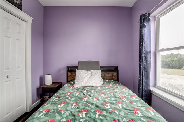 4875 Eisenhower Road, Baldwin City, KS 66006