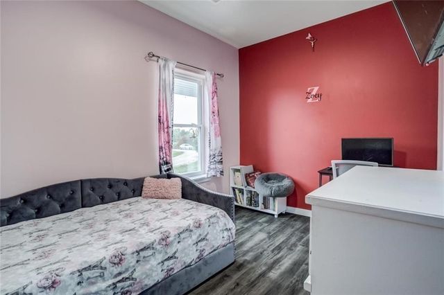 4875 Eisenhower Road, Baldwin City, KS 66006