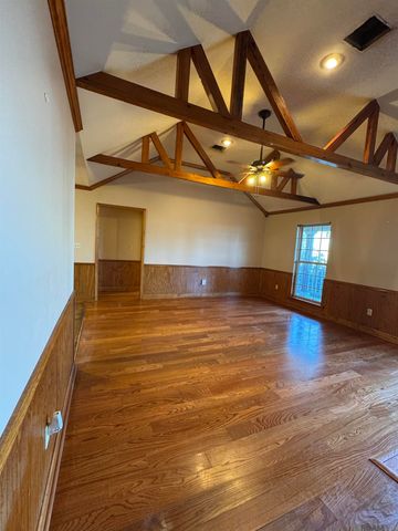 115 Lakeview St, Pierre Part, LA 70339