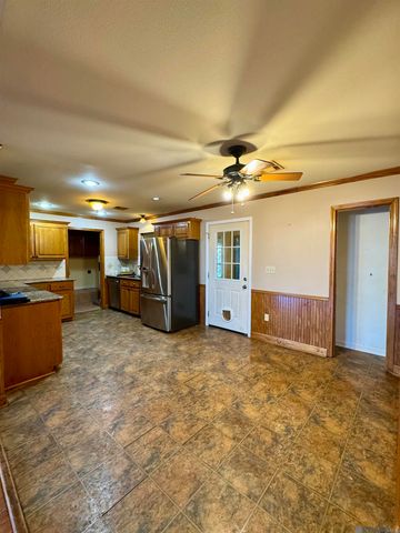 115 Lakeview St, Pierre Part, LA 70339