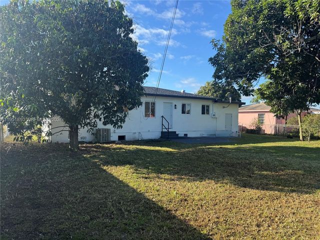 3535 NW 82nd St, Miami, FL 33147