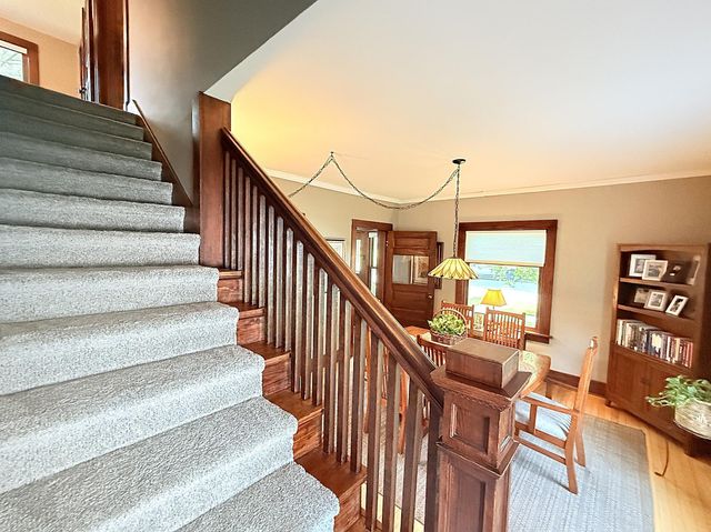 216 S 9th Street, Montevideo, MN 56265