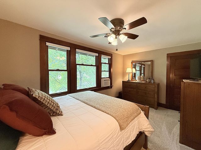216 S 9th Street, Montevideo, MN 56265