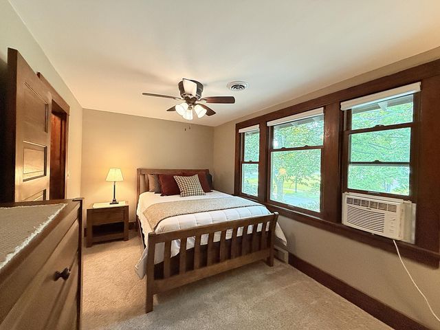 216 S 9th Street, Montevideo, MN 56265
