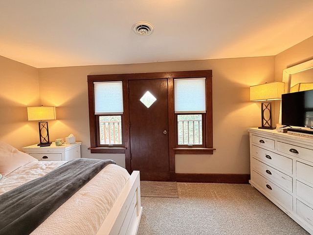 216 S 9th Street, Montevideo, MN 56265