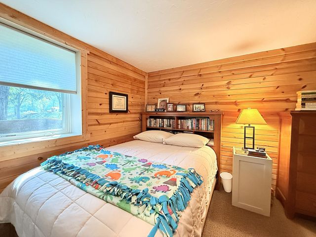216 S 9th Street, Montevideo, MN 56265