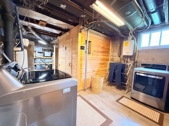 216 S 9th Street, Montevideo, MN 56265