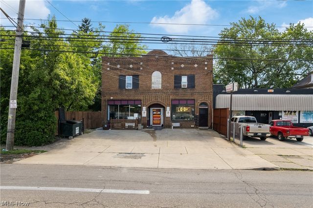 1305 Brown Street, Akron, OH 44301