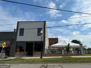 77 State Street 100, Commerce, GA 30529