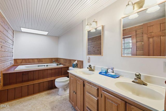 2604 Whistling Quail, Apex, NC 27502