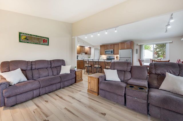 3313 Mallory AVENUE, Cudahy, WI 53110