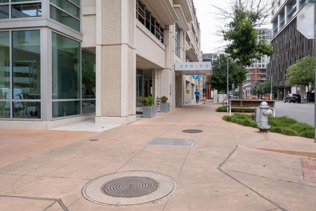 300 Bowie ST 1201, Austin, TX 78703