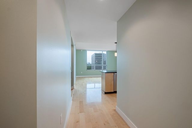 300 Bowie ST 1201, Austin, TX 78703
