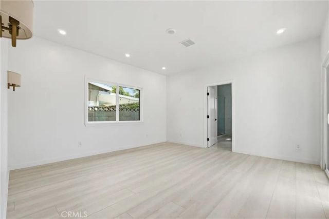 2260 Gondar Avenue, Long Beach, CA 90815