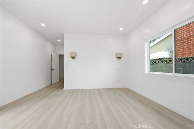 2260 Gondar Avenue, Long Beach, CA 90815