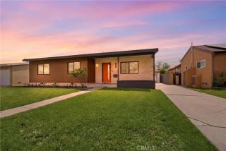 2260 Gondar Avenue, Long Beach, CA 90815