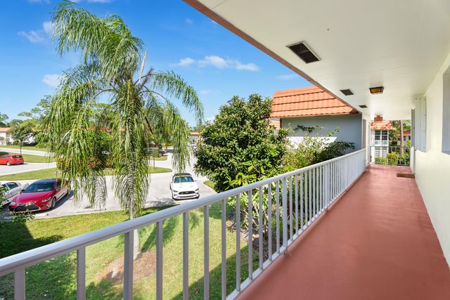 2600 SE Ocean Boulevard N14, Stuart, FL 34996