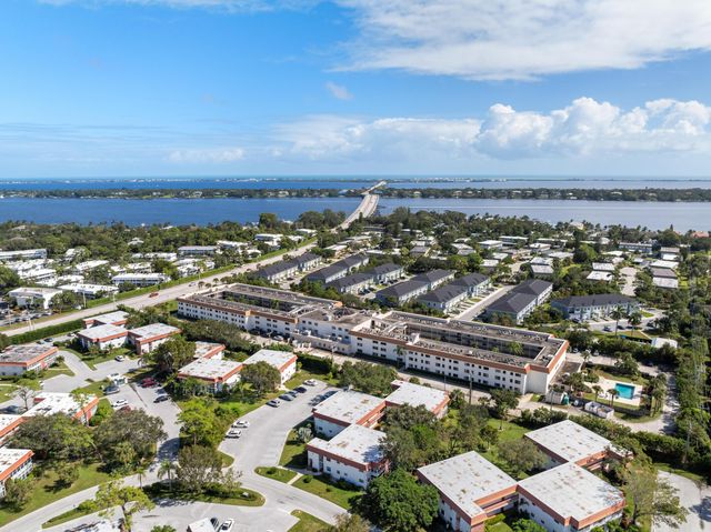 2600 SE Ocean Boulevard N14, Stuart, FL 34996