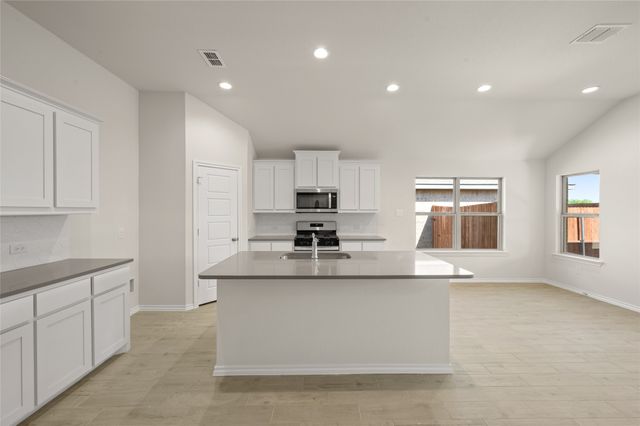 320 Camryn Way, Cleburne, TX 76033