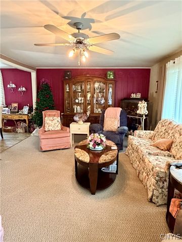 606 Berwick Road South, Salina, NY 13208