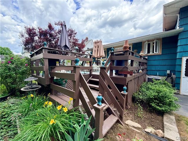 606 Berwick Road South, Salina, NY 13208