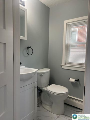 40 Locust Street, Macungie Boro, PA 18062