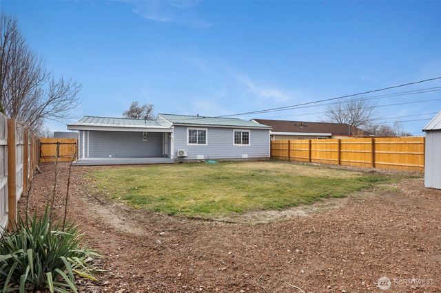 1457 W Lee Street, Moses Lake, WA 98837