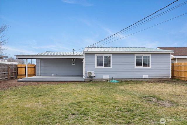 1457 W Lee Street, Moses Lake, WA 98837