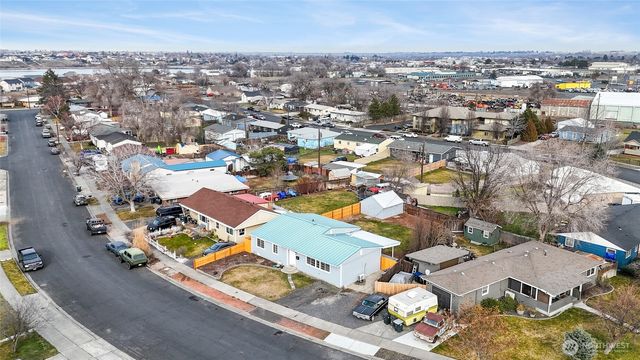 1457 W Lee Street, Moses Lake, WA 98837