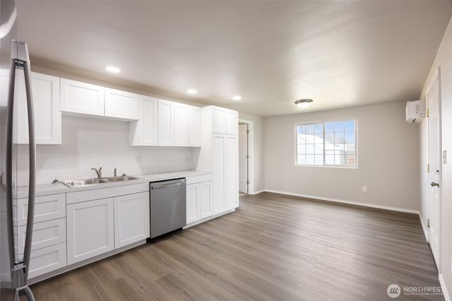 1457 W Lee Street, Moses Lake, WA 98837