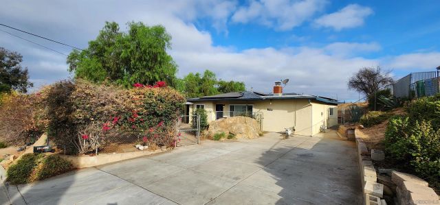 13712 Ridge Hill, El Cajon, CA 92021