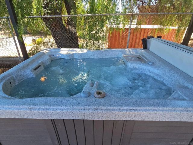 13712 Ridge Hill, El Cajon, CA 92021