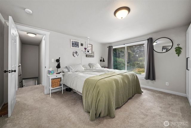 5125 78th Street E, Tacoma, WA 98443