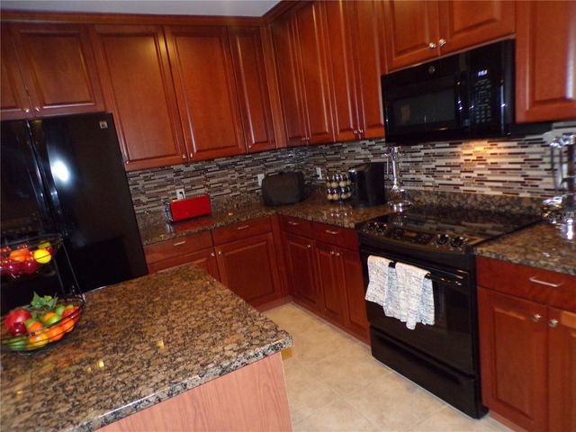 89 VIVANTE BOULEVARD 205, Punta Gorda, FL 33950