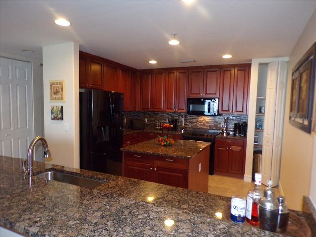 89 VIVANTE BOULEVARD 205, Punta Gorda, FL 33950