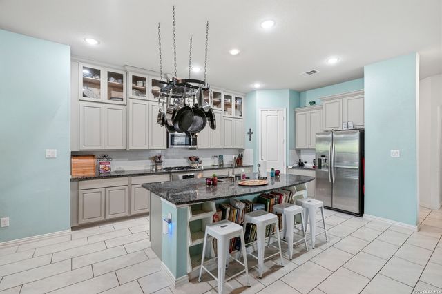 15203 Maskette Ave, San Antonio, TX 78245