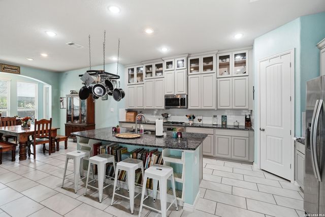15203 Maskette Ave, San Antonio, TX 78245