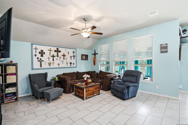 15203 Maskette Ave, San Antonio, TX 78245