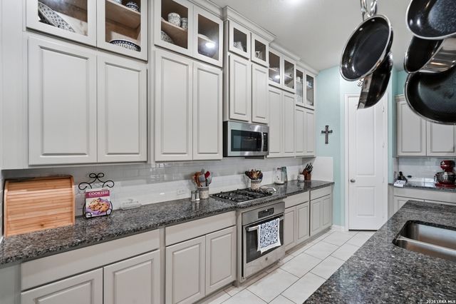 15203 Maskette Ave, San Antonio, TX 78245