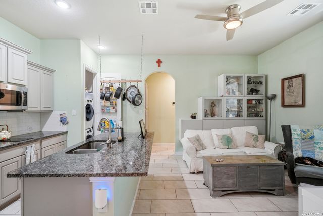 15203 Maskette Ave, San Antonio, TX 78245