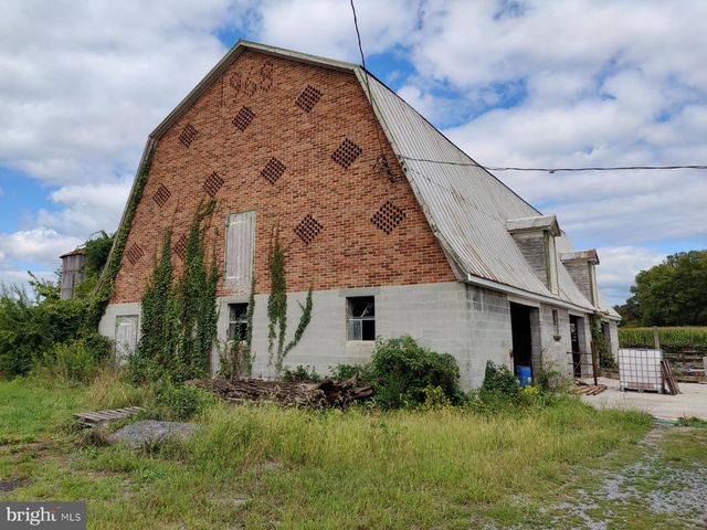 226 MILNOR ROAD, Greencastle, PA 17225