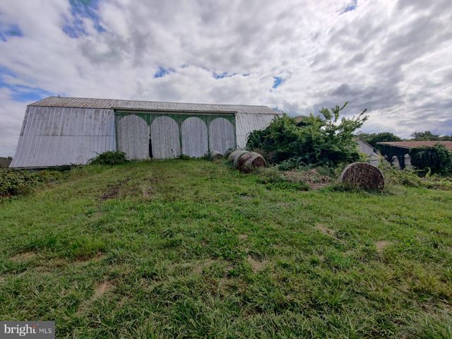 226 MILNOR ROAD, Greencastle, PA 17225