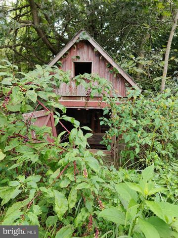 226 MILNOR ROAD, Greencastle, PA 17225