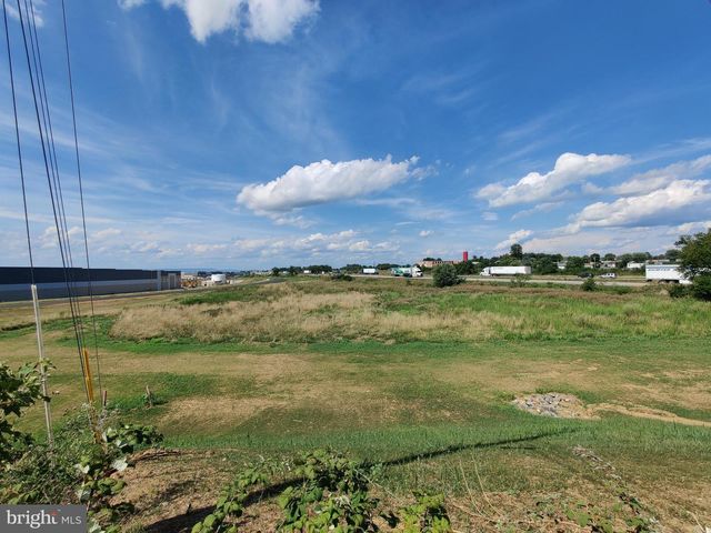 226 MILNOR ROAD, Greencastle, PA 17225