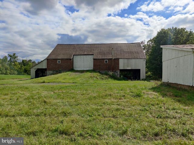 226 MILNOR ROAD, Greencastle, PA 17225