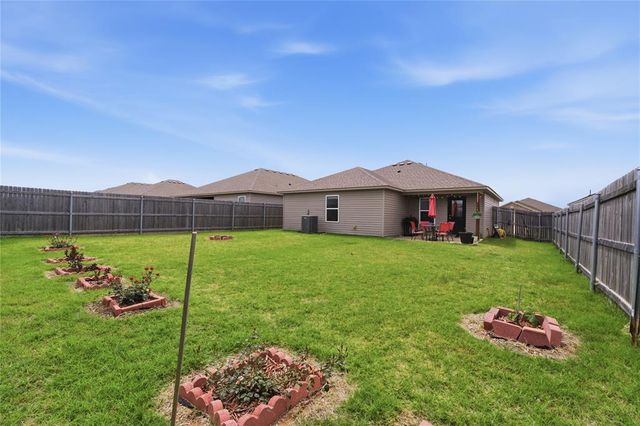 11900 Jude Way, Yukon, OK 73099