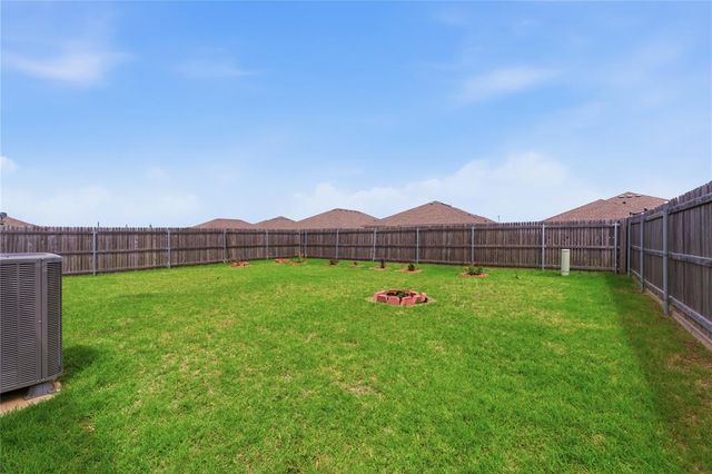 11900 Jude Way, Yukon, OK 73099