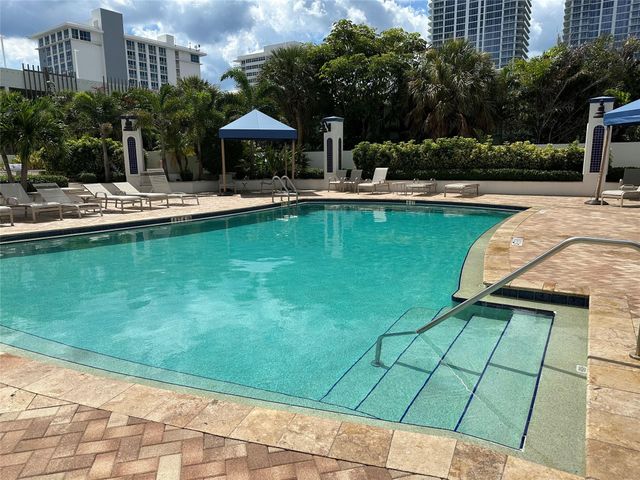 336 N BIRCH Road 4C, Fort Lauderdale, FL 33304