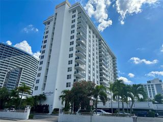 336 N BIRCH Road 4C, Fort Lauderdale, FL 33304